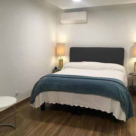 Sleep In Bucelas Exterior photo